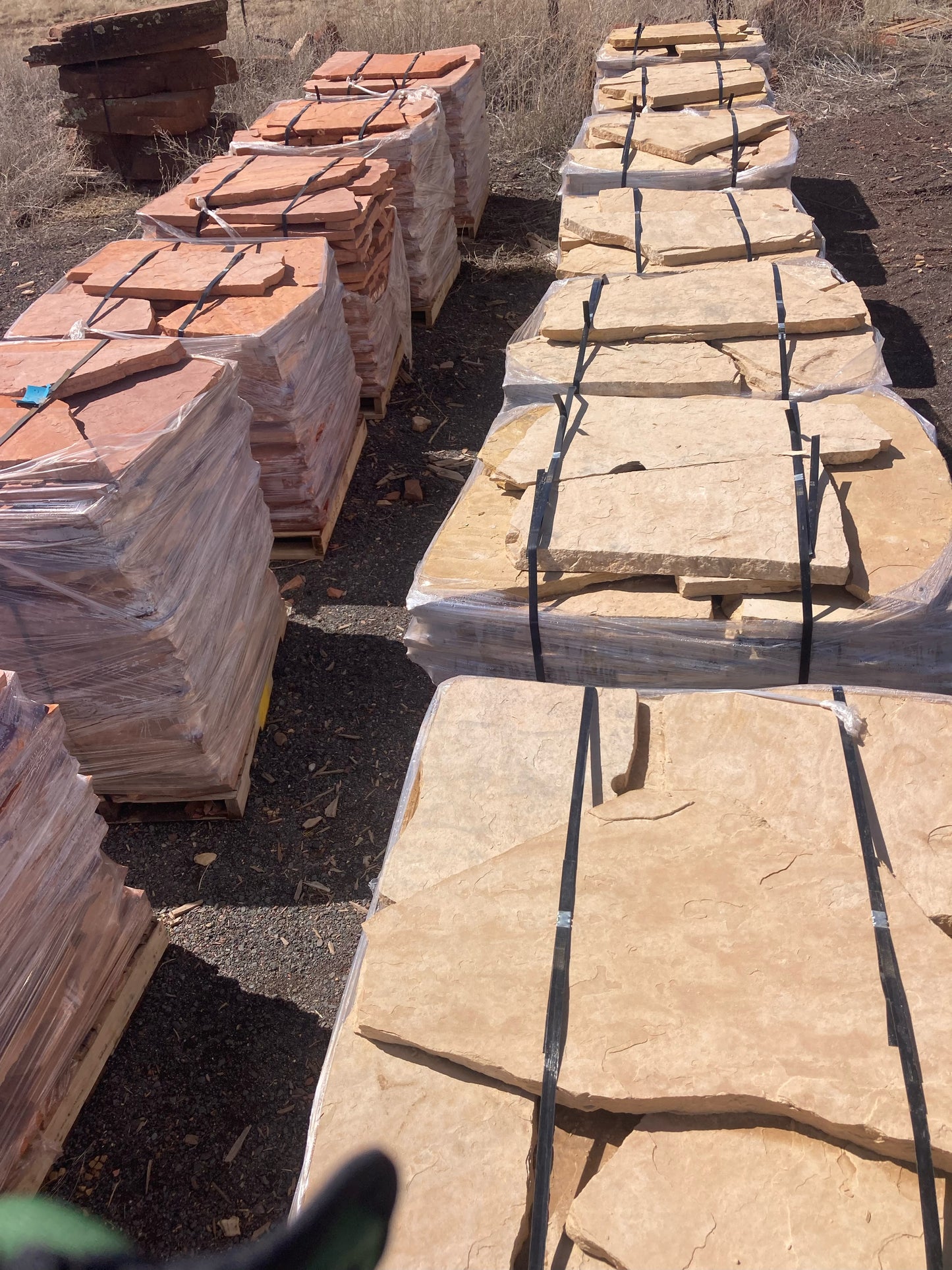Flagstone - Buff (Patio Pieces)